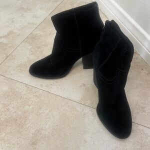 Elegant Black Ankle Booties Splendid 5.5